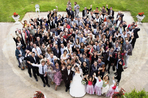 Group photo of Julie and Vincent wedding